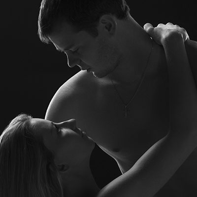 Studio - Engagement Couple
